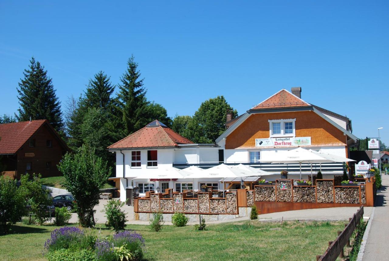 Landgasthof Zum Dorfkrug Häusern Extérieur photo