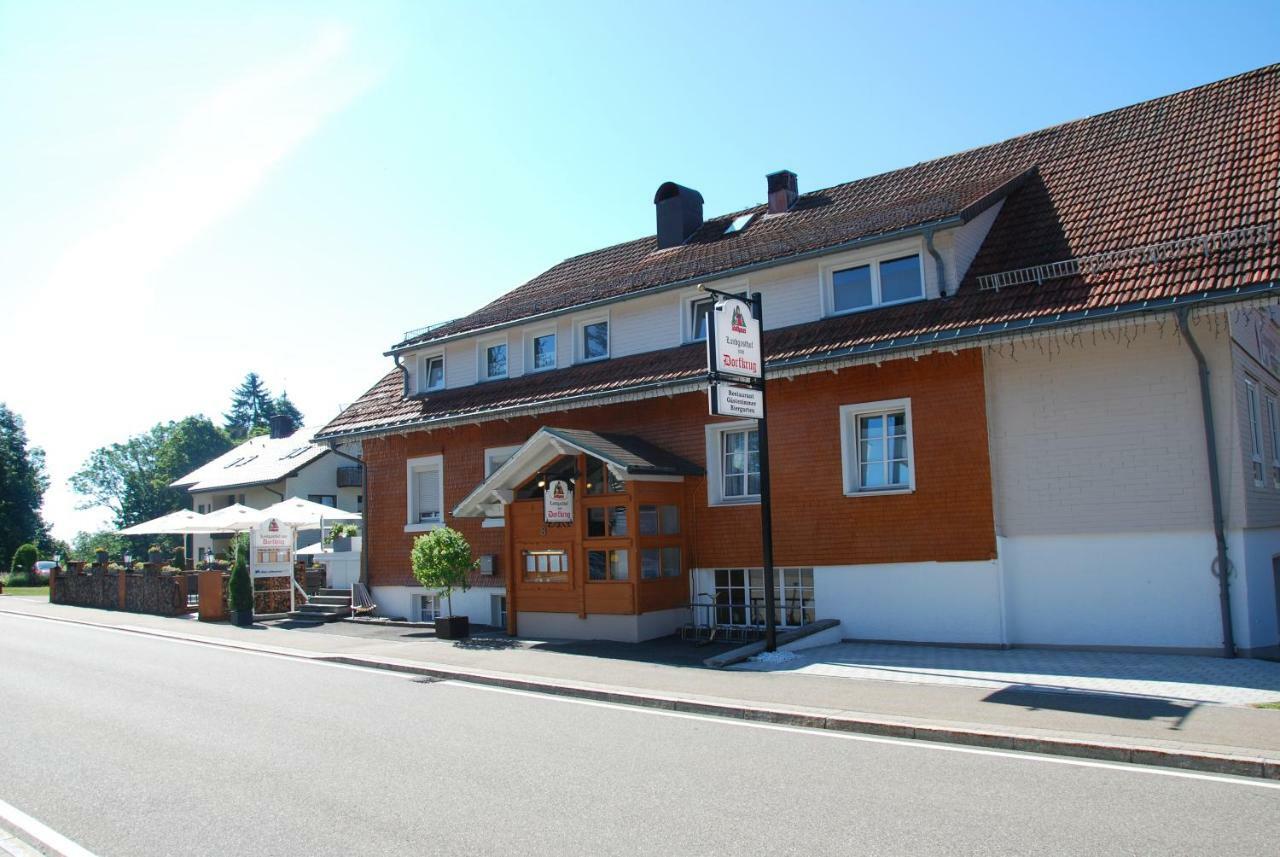 Landgasthof Zum Dorfkrug Häusern Extérieur photo